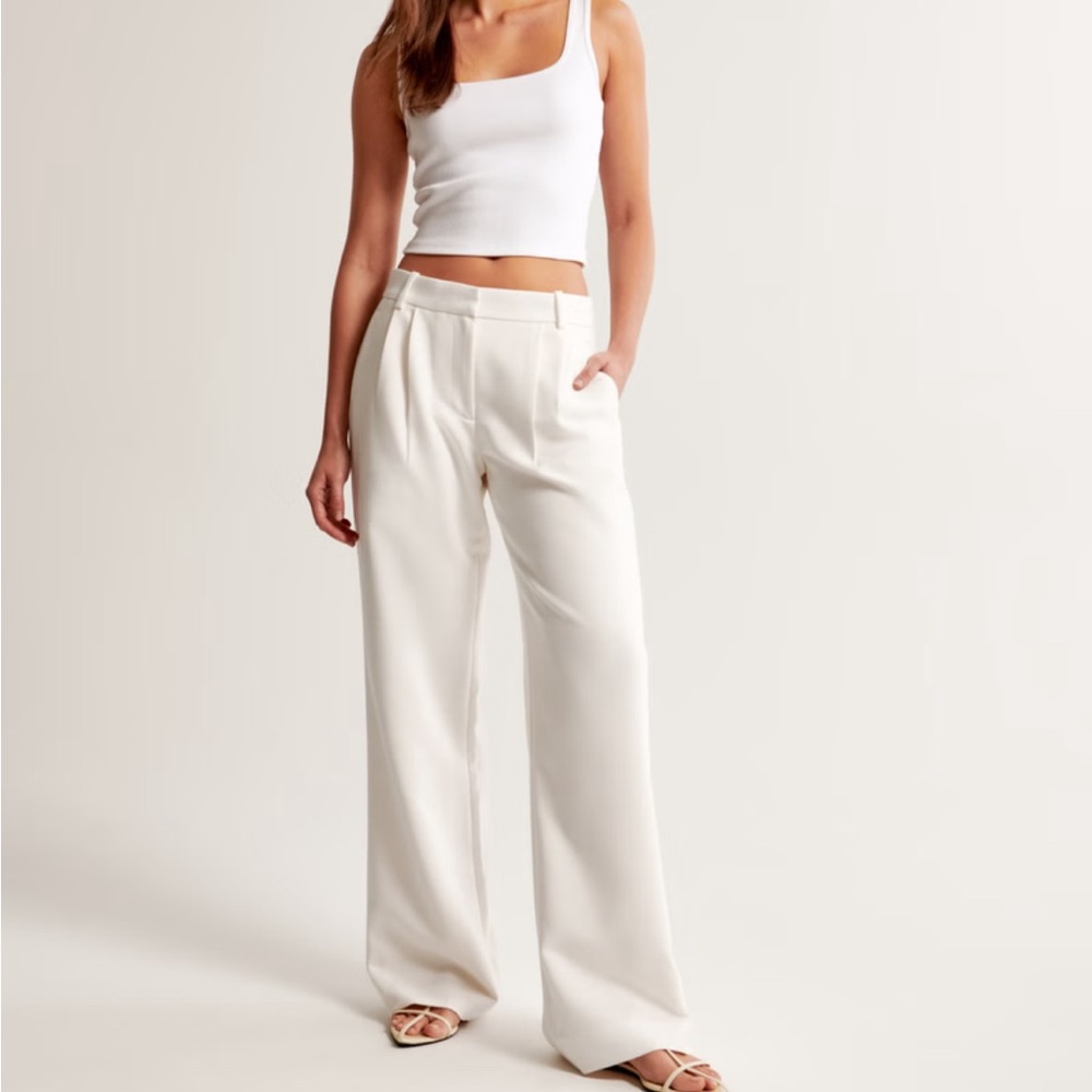 A&F Sloane Low Rise Tailored Wide Leg Pant